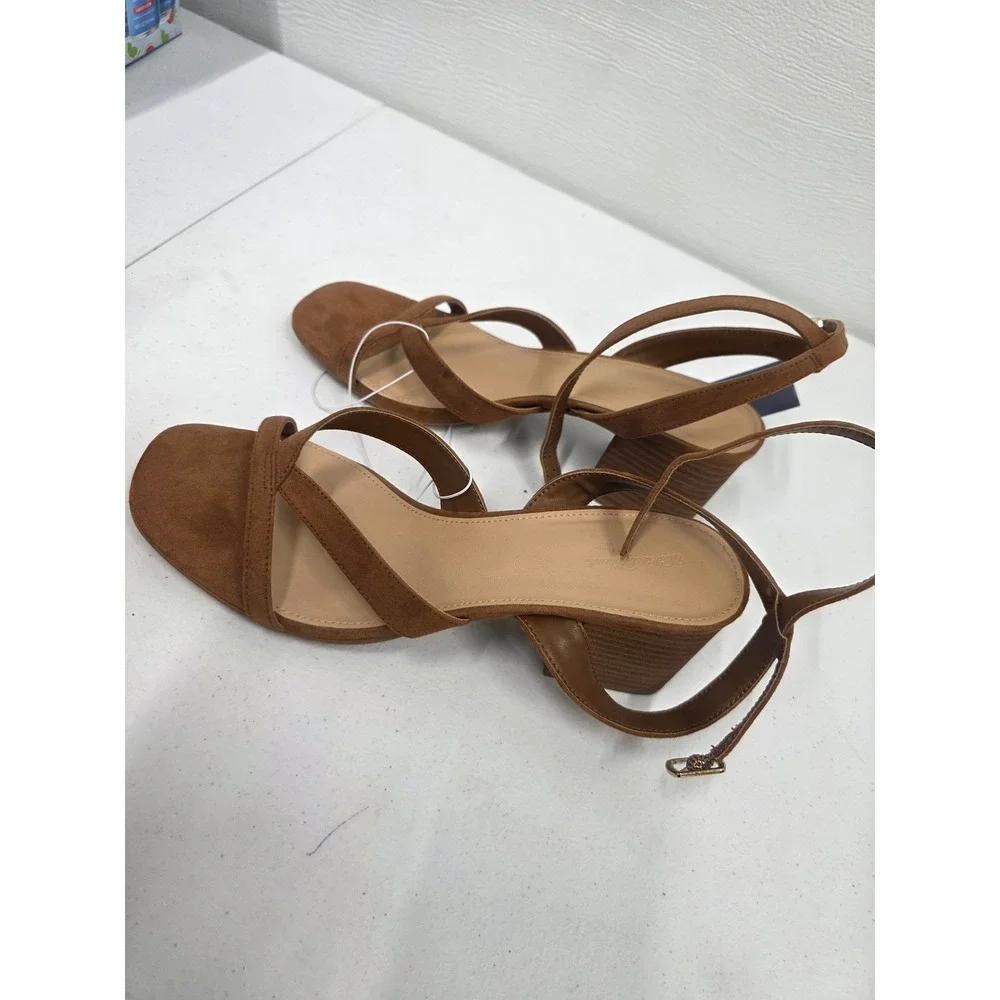 Universal Thread Quincy Cognac Strappy Block Heel Sandals Brown Size 8.5 NEW